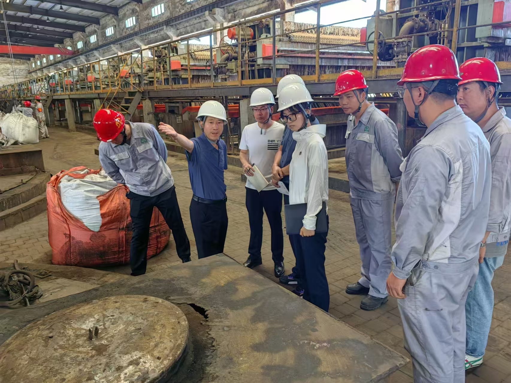 省國資委監(jiān)管企業(yè)安全生產(chǎn)第二督查組到能礦錳業(yè)開展第三季度安全生產(chǎn)和消防工作督查